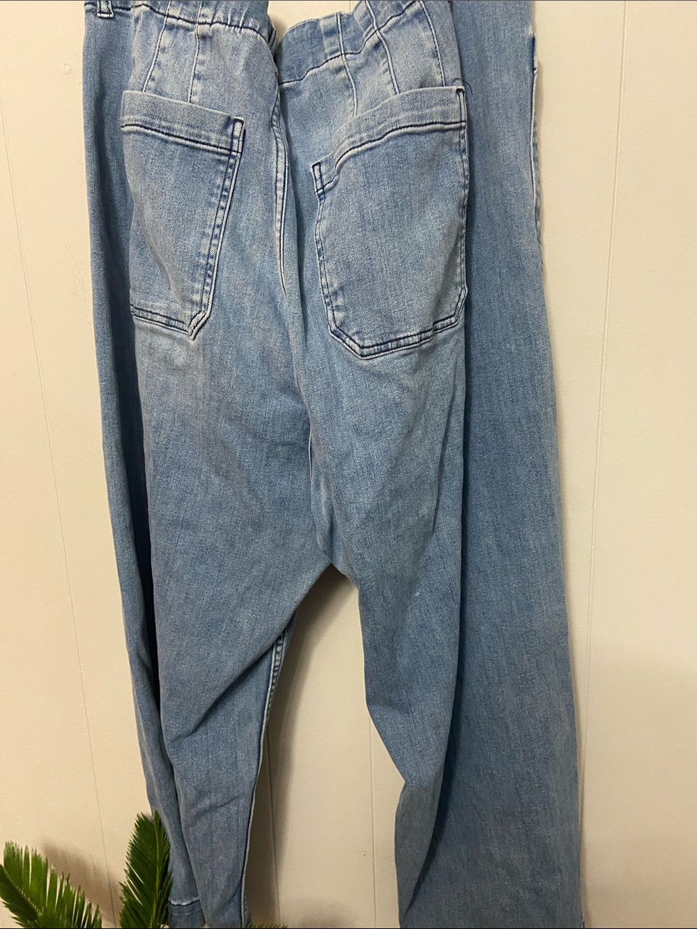 Maeve Women’s lightwash jeans The Collete wide leg ankle jeans. Size 22. - Picture 7 of 8